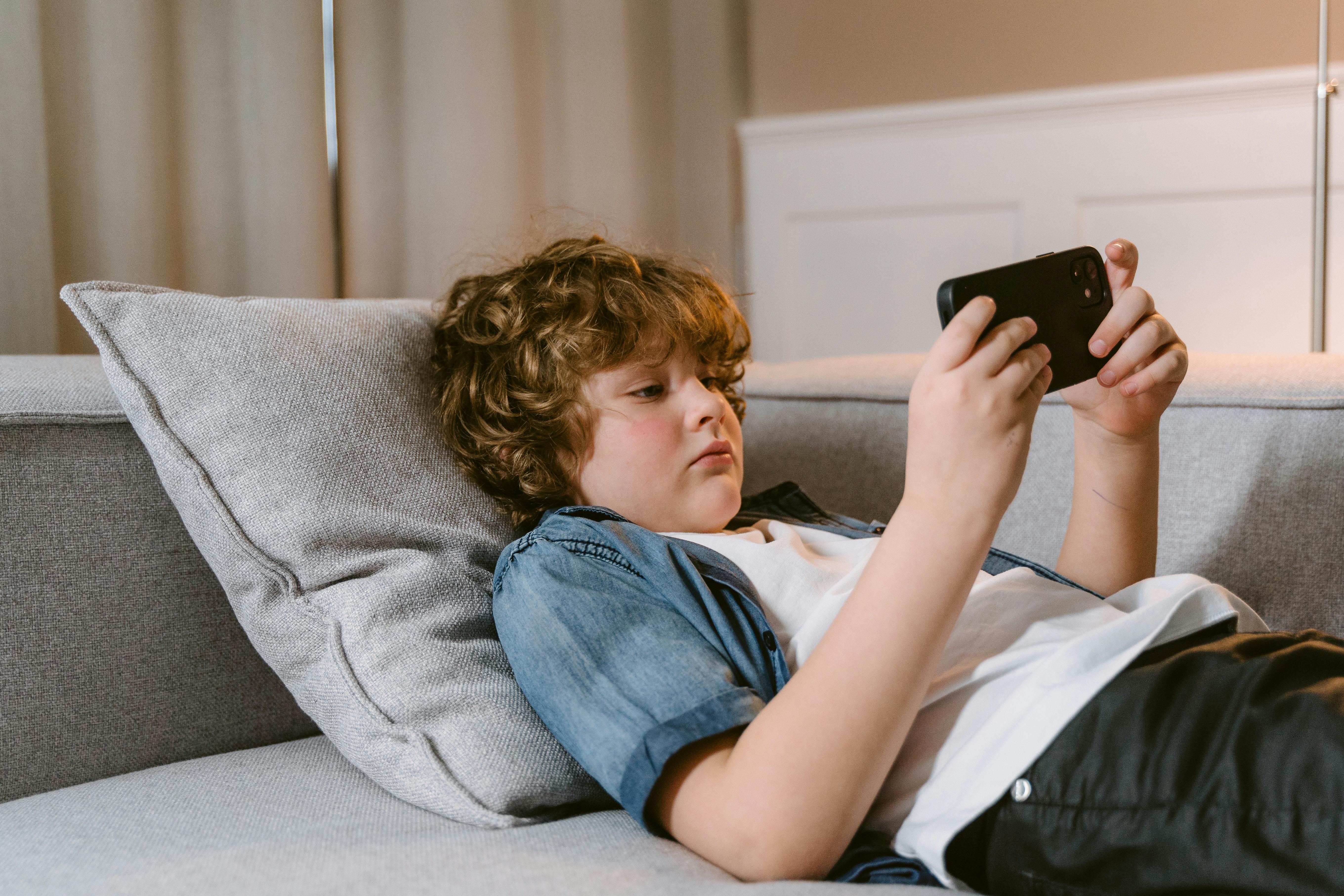how to fight a teen porn use, teen sexting help, teen phone addiction
